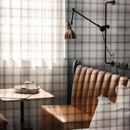 מלון 1.75 Le Charme פריז