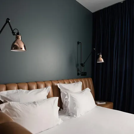 1.75 Le Charme * Париж