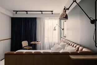 1.75 Le Charme * Paříž