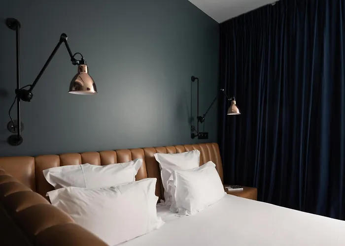 1.75 Le Charme * Paříž