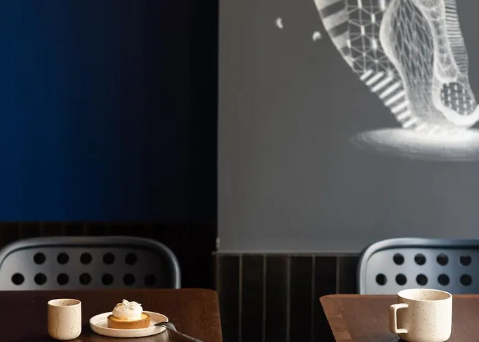 1.75 Le Charme Hotel *