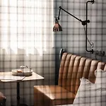 Hotel 1.75 Le Charme Paris