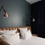1.75 Le Charme * Paris