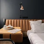 1.75 Le Charme Hotel Paris