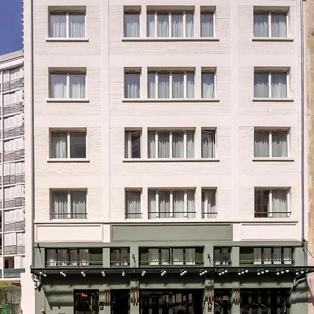 1.75 Le Charme * París