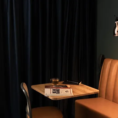 1.75 Le Charme * Parigi