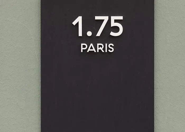 فندق 1.75 Le Charme *